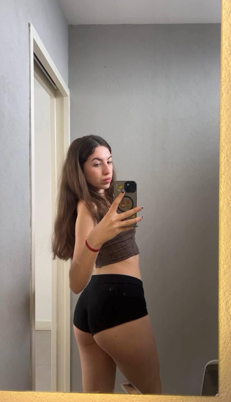 Amber in her underwear in San Diego